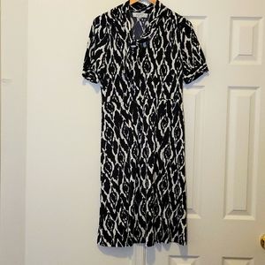Kasper black/white dress with neck tie